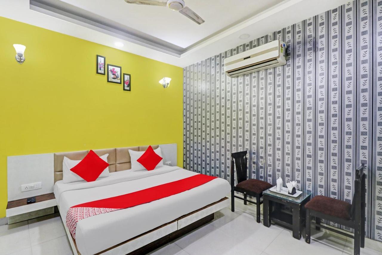 Oyo 12675 Hotel Star Inn New Delhi Exterior photo