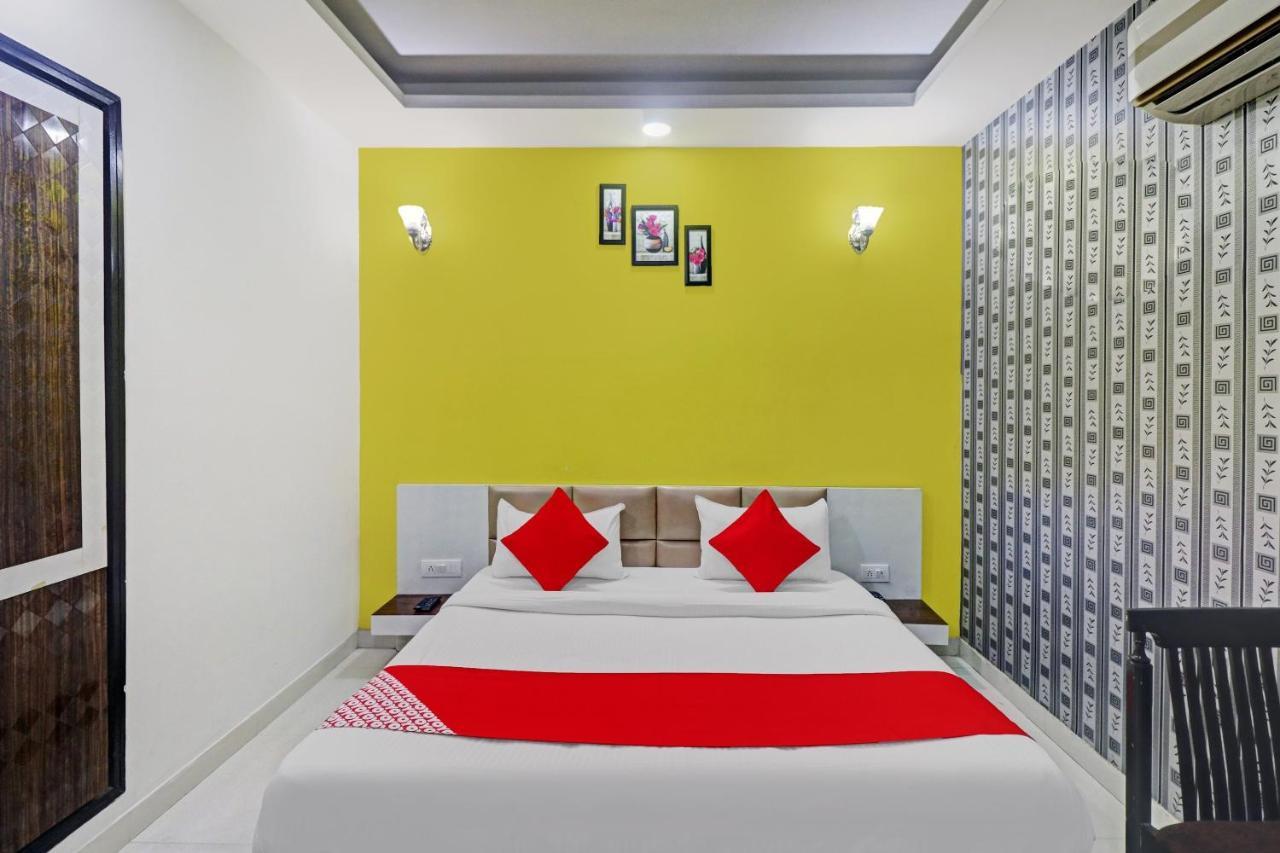 Oyo 12675 Hotel Star Inn New Delhi Exterior photo